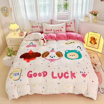 91家纺网 家纺一手货源 找家纺 （总）喜梦缘 2025 新款大版卡通牛奶绒印花四件套