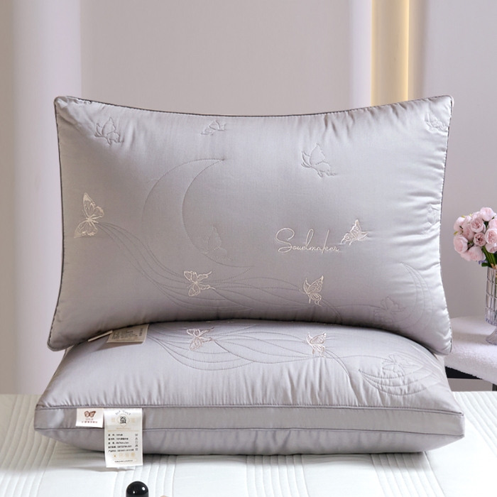 91家纺网 家纺一手货源 找家纺 （总）新品 兴丝露枕芯 全棉刺绣羽丝枕 枕芯 立体双边枕 全棉枕芯 成人枕头