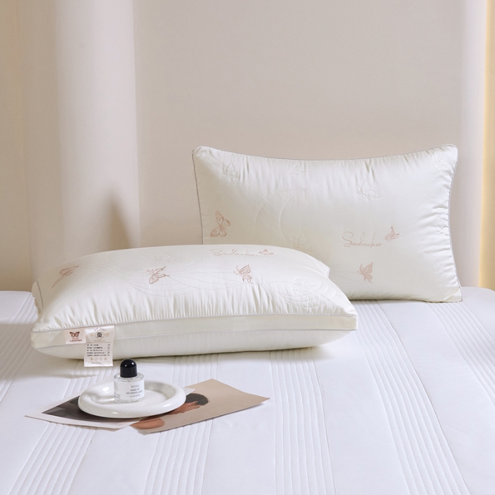 91家纺网 家纺一手货源 找家纺 （总）新品 兴丝露枕芯 全棉刺绣羽丝枕 枕芯 立体双边枕 全棉枕芯 成人枕头