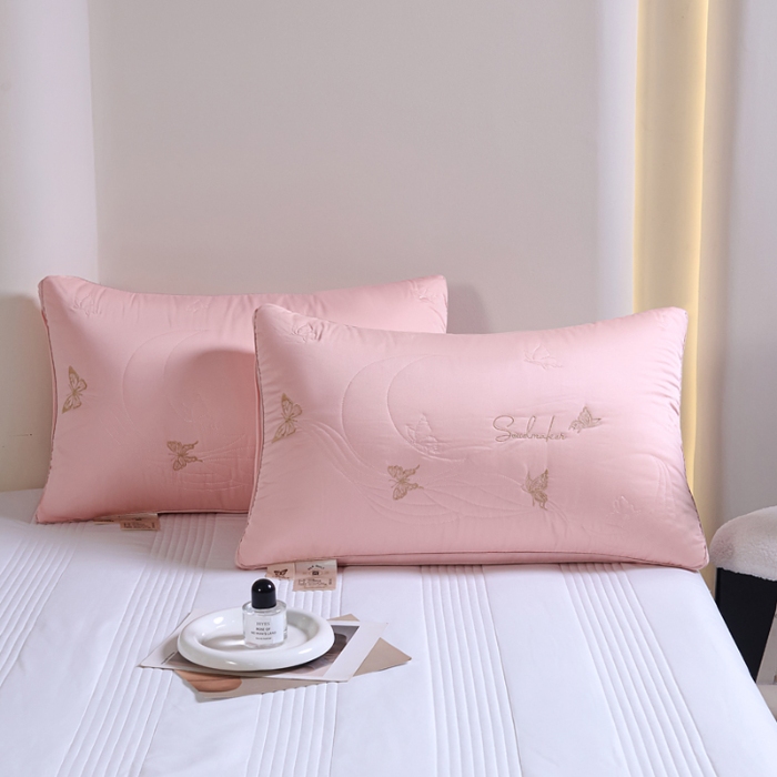 91家纺网 家纺一手货源 找家纺 （总）新品 兴丝露枕芯 全棉刺绣羽丝枕 枕芯 立体双边枕 全棉枕芯 成人枕头