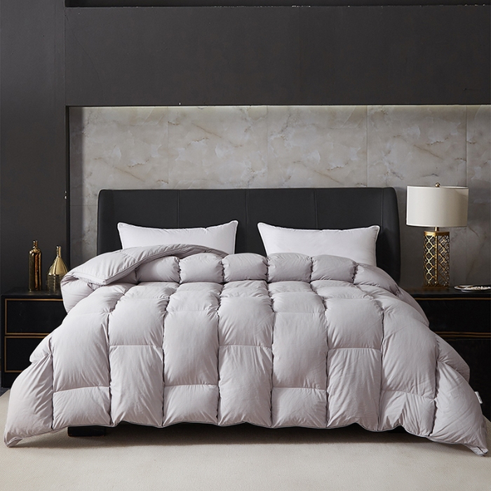 91家纺网 家纺一手货源 找家纺 抗日家纺 专版新品金砖系列120支超柔软糯面料 金砖一号羽绒被  灰色