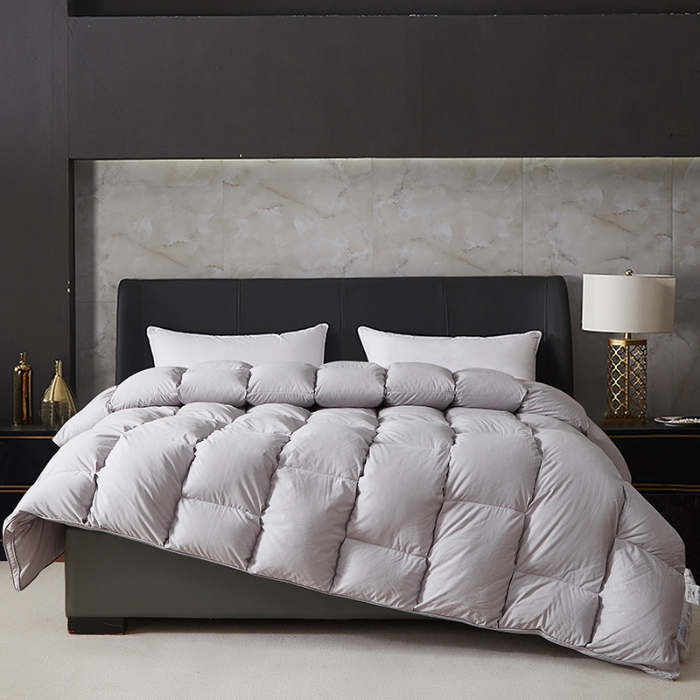 91家纺网 家纺一手货源 找家纺 抗日家纺 专版新品金砖系列120支超柔软糯面料 金砖一号羽绒被  灰色