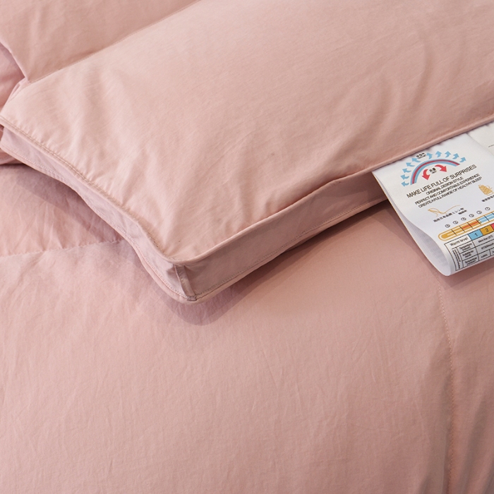 91家纺网 家纺一手货源 找家纺 抗日家纺 专版新品金砖系列120支超柔软糯面料 金砖二号羽绒被  豆沙色