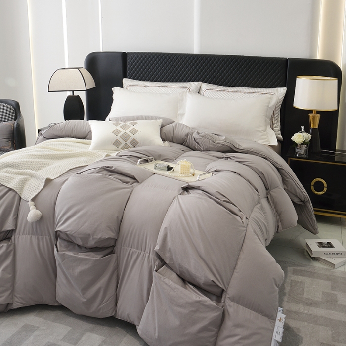 91家纺网 家纺一手货源 找家纺 抗日家纺 专版新品金砖系列120支超柔软糯面料 金砖二号羽绒被  灰色