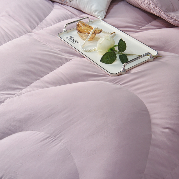 91家纺网 家纺一手货源 找家纺 抗日家纺 专版新品金砖系列120支超柔软糯面料被壳 金砖三号羽绒被 豆沙色