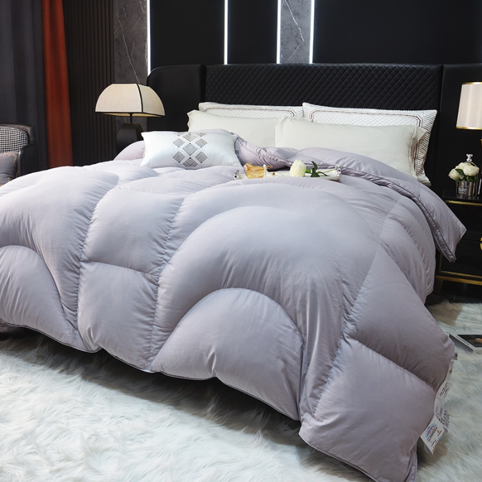 91家纺网 家纺一手货源 找家纺 抗日家纺 专版新品金砖系列120支超柔软糯面料被壳 金砖三号羽绒被 灰色