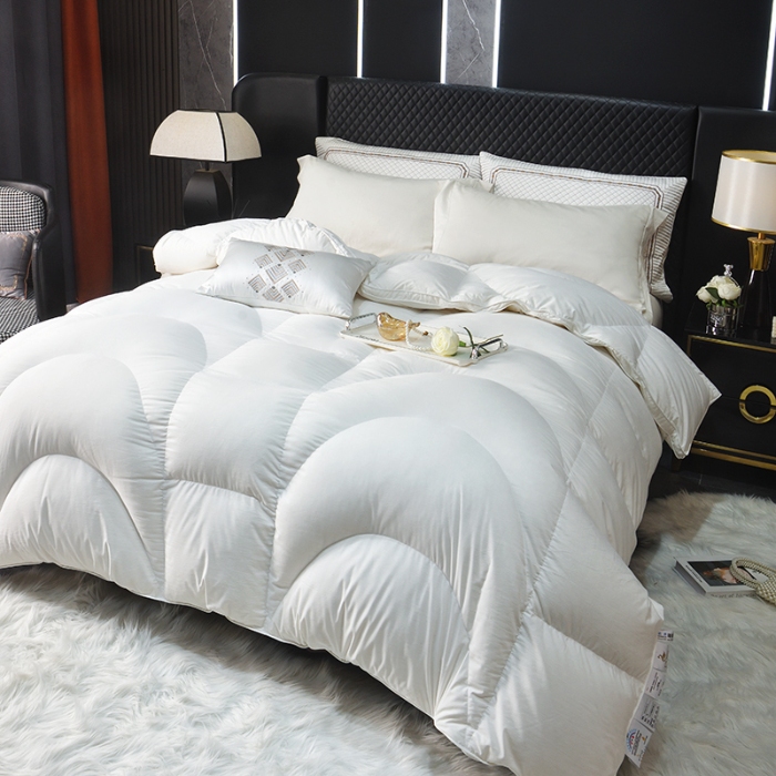 91家纺网 家纺一手货源 找家纺 抗日家纺 专版新品金砖系列120支超柔软糯面料被壳 金砖三号羽绒被 白色