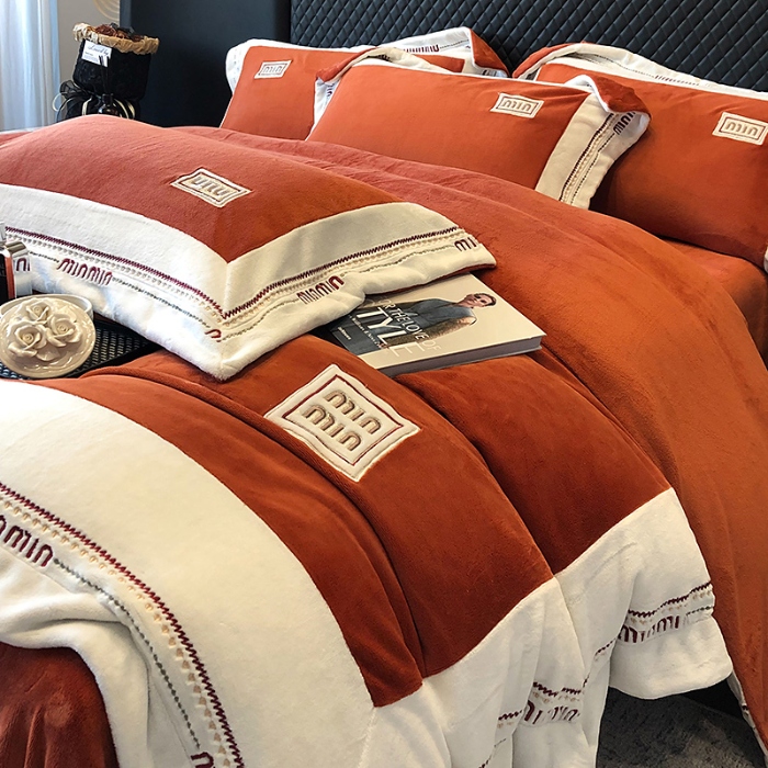 91家纺网 家纺一手货源 找家纺 （总）高档手提包9斤重超厚绵密慕斯有肌氧绒刺绣四件套秋冬加厚保暖牛奶绒宝宝绒床上用品