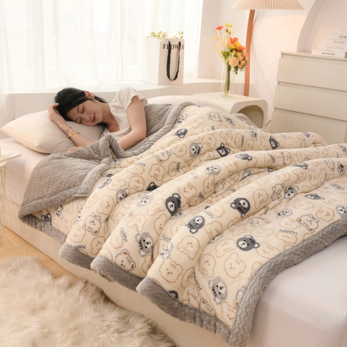 91家纺网 家纺一手货源 找家纺 加厚三层夹棉牛奶绒印花盖毯冬季办公室午睡绒毯学生懒人小毛毯沙发毯