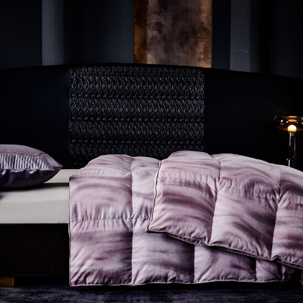 91家纺网 家纺一手货源 找家纺 （总）抗日家纺 专版花型高密度超柔数码印花单层立体防绒羽绒被壳