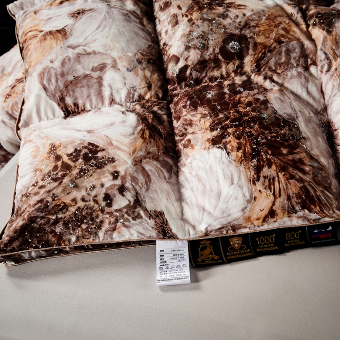 91家纺网 家纺一手货源 找家纺 抗日家纺 专版花型高密度超柔数码印花单层立体防绒羽绒被壳 璀璨星光