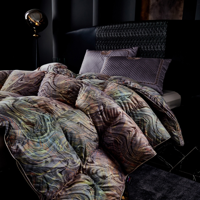 91家纺网 家纺一手货源 找家纺 抗日家纺 专版花型高密度超柔数码印花单层立体防绒羽绒被壳 蓝色多瑙河