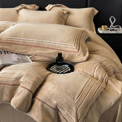 91家纺网 家纺一手货源 找家纺 （总）星蕴家纺 2025新款全消光牛奶绒四件套-马德里