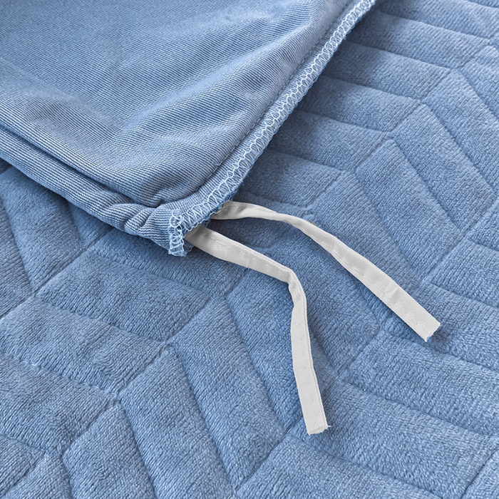 91家纺网 家纺一手货源 找家纺 宝宝绒婴儿绒四件套刺绣纯色四件套床单床笠牛奶绒四件套 蓝拼卡其