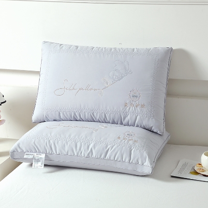 91家纺网 家纺一手货源 找家纺 兴丝露枕芯 特价舒弹枕 磨毛枕芯 刺绣羽丝枕 双边枕芯 立体枕头 成人枕芯