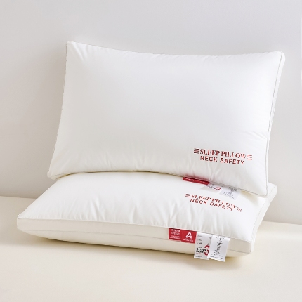 91家纺网 家纺一手货源 找家纺 兴丝露枕芯 立体羽丝枕 羽丝绒枕芯 全棉护颈枕头 五星酒店枕 颈椎枕 成人枕芯