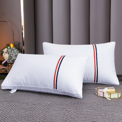 91家纺网 家纺一手货源 找家纺 兴丝露枕芯 立体羽丝枕 羽丝绒枕芯 全棉护颈枕头 五星酒店枕 颈椎枕 成人枕芯