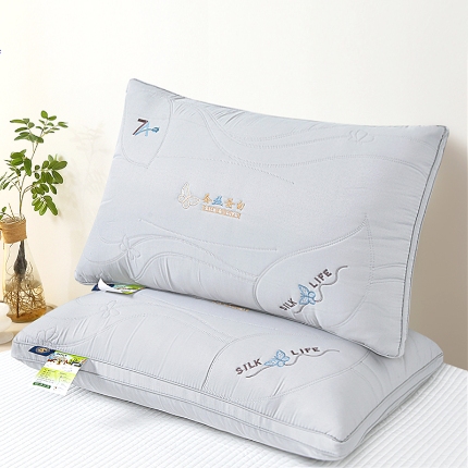 91家纺网 家纺一手货源 找家纺 兴丝露枕芯 立体羽丝枕 羽丝绒枕芯 全棉护颈枕头 五星酒店枕 颈椎枕 成人枕芯