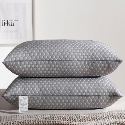 91家纺网 家纺一手货源 找家纺 兴丝露枕芯 高弹舒适枕 特价枕芯 磨毛舒适枕 舒弹枕