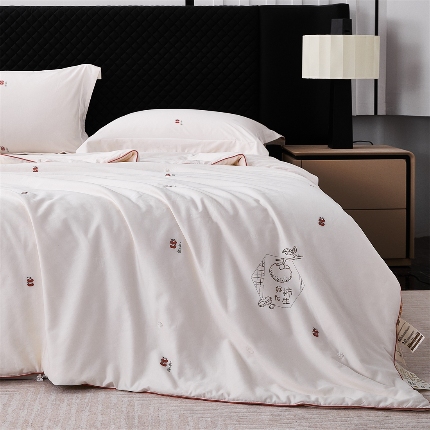 91家纺网 家纺一手货源 找家纺 （总）假一赔三 新国标双宫茧桑蚕丝被被子被芯100%长丝蚕丝被正品春秋被四季被喜被 