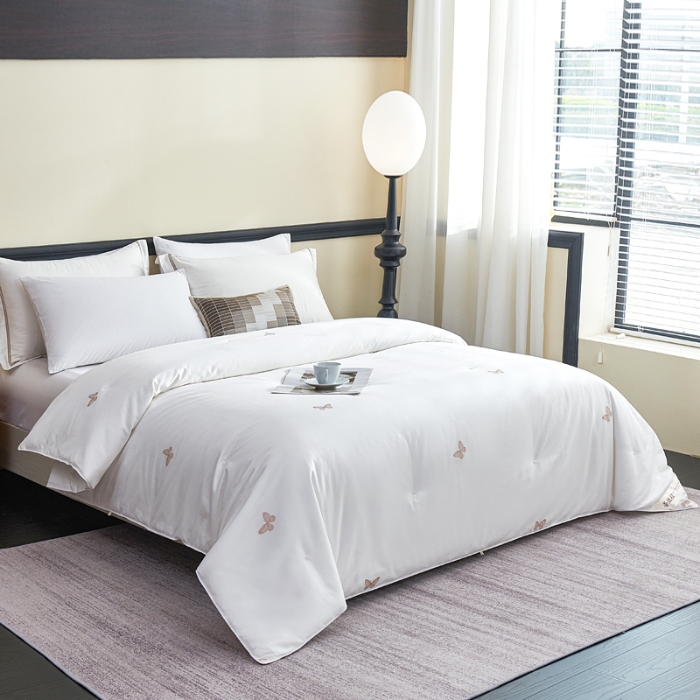 91家纺网 家纺一手货源 找家纺 （总）热销桑蚕丝被 全棉剪花桑蚕丝被 保真桑蚕丝被 夏凉被 空调被 春秋被 冬被 婚庆被子