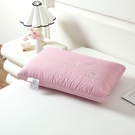 91家纺网 家纺一手货源 找家纺 （总）兴丝露枕芯 全棉舒适枕 全棉枕芯 酒店枕 高弹枕 特价舒弹枕 羽丝枕 羽丝绒枕芯 婚庆枕 成人枕头