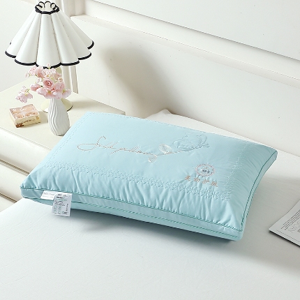 91家纺网 家纺一手货源 找家纺 （总）兴丝露枕芯 全棉舒适枕 全棉枕芯 酒店枕 高弹枕 特价舒弹枕 羽丝枕 羽丝绒枕芯 婚庆枕 成人枕头