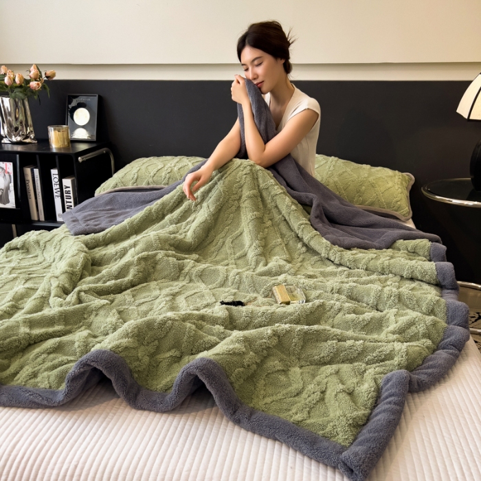 91家纺网 家纺一手货源 找家纺 （总）云恋家纺 2025新款2025塔芙绒毛毯加厚舒棉绒绒盖毯牛奶绒办公室午睡珊瑚绒披肩沙发毯被子