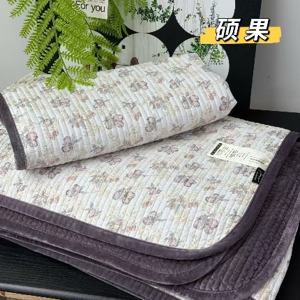 91家纺网 家纺一手货源 找家纺 （总）金标•棉绒床盖  