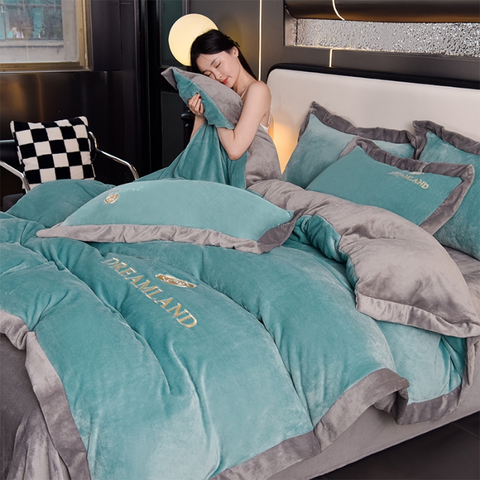 91家纺网 家纺一手货源 找家纺 （总）云恋家纺 2025新款加厚刺绣牛奶绒四件套--梦想款