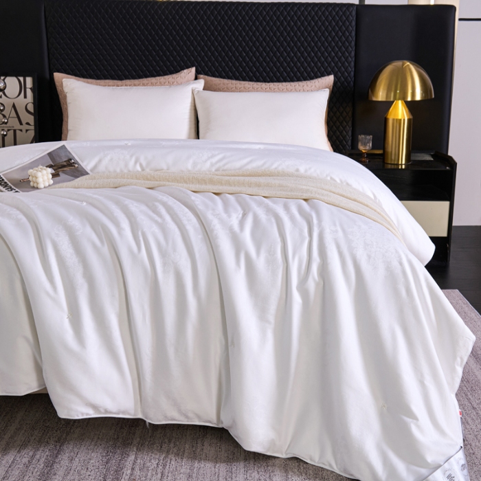 91家纺网 家纺一手货源 找家纺 （总）热销桑蚕丝被 全棉提花桑蚕丝被 保真桑蚕丝被 超柔天然夏凉被 空调被 春秋被 加厚冬被 婚庆被芯 四季被