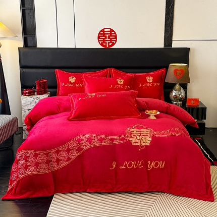 91家纺网 家纺一手货源 找家纺 （总）2025秋冬新款高克重9斤全消光牛奶绒大红结婚婚庆四件套大红色龙凤刺绣婴儿绒绒四件套（含精美手提袋）