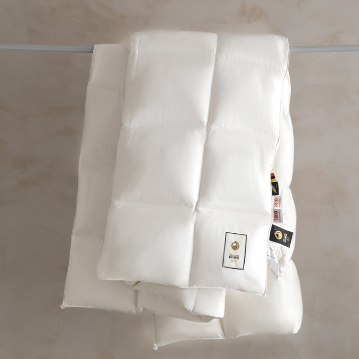 91家纺网 家纺一手货源 找家纺 （总）特价 真品白鸭绒羽绒被加厚保暖冬被芯单人鸭绒被冬天季春秋被子