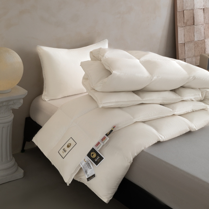 91家纺网 家纺一手货源 找家纺 （总）特价 真品白鸭绒羽绒被加厚保暖冬被芯单人鸭绒被冬天季春秋被子