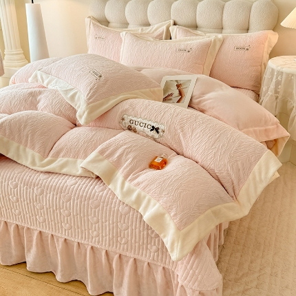 91家纺网 家纺一手货源 找家纺 （总）漫布云2025年新款全消光加厚牛奶绒轻奢简约床盖款四件套-雅致系列