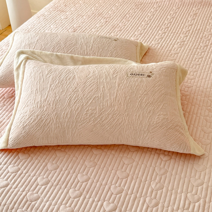 91家纺网 家纺一手货源 找家纺 漫布云2025年新款全消光加厚牛奶绒轻奢简约床盖款四件套-雅致系列 雅致-粉黛  