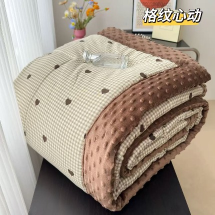 91家纺网 家纺一手货源 找家纺 纯棉双人豆豆被2×2.3米（6斤左右）双人大豆被子纯棉冬被