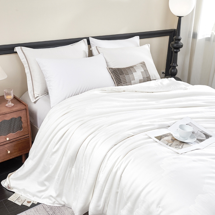 91家纺网 家纺一手货源 找家纺 （总）新品 热销桑蚕丝被 蝴桐家纺 全棉桑蚕丝被 保真桑蚕丝被 夏凉被 空调被 春秋被 加厚冬被 婚庆被子 结婚被芯