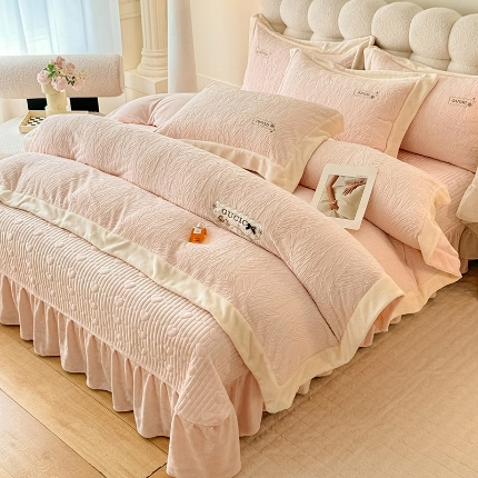 91家纺网 家纺一手货源 找家纺 （总）苏米娜2025年新款全消光加厚牛奶绒轻奢简约床盖款四件套-雅致系列