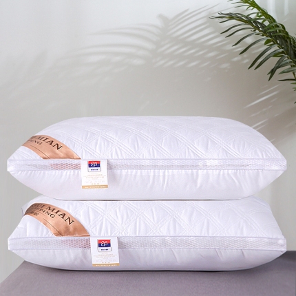 91家纺网 家纺一手货源 找家纺 兴丝露枕芯 网边绗缝立体枕  双边枕头 酒店枕