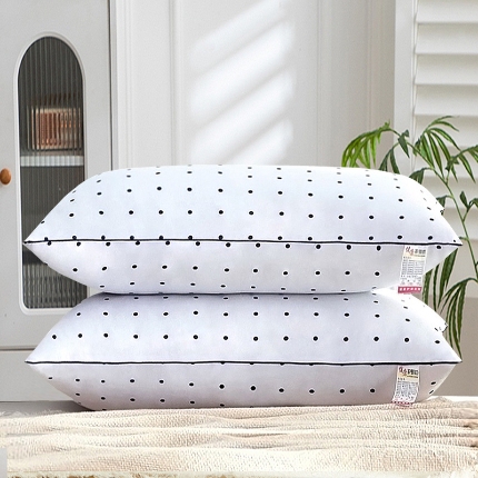 91家纺网 家纺一手货源 找家纺 兴丝露枕芯 网边绗缝立体枕  双边枕头 酒店枕