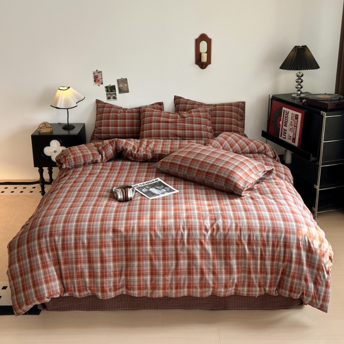 91家纺网 家纺一手货源 找家纺 坚果摄影  简约条格套件拍摄赏析