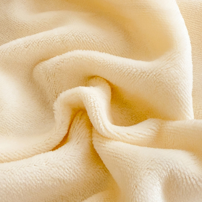 91家纺网 家纺一手货源 找家纺 苏米娜2025秋冬直播爆款11斤230g全消光牛奶绒夹棉床盖款四件套纯色蕾丝花边刺绣床盖三件套夹棉单床盖   梦妮莎-奶昔白