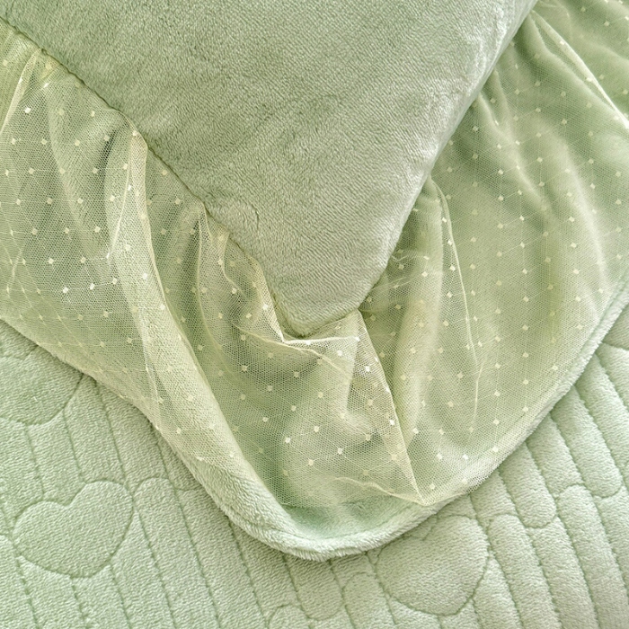 91家纺网 家纺一手货源 找家纺 苏米娜2025秋冬直播爆款11斤230g全消光牛奶绒夹棉床盖款四件套纯色蕾丝花边刺绣床盖三件套夹棉单床盖  梦妮莎-新芽绿 