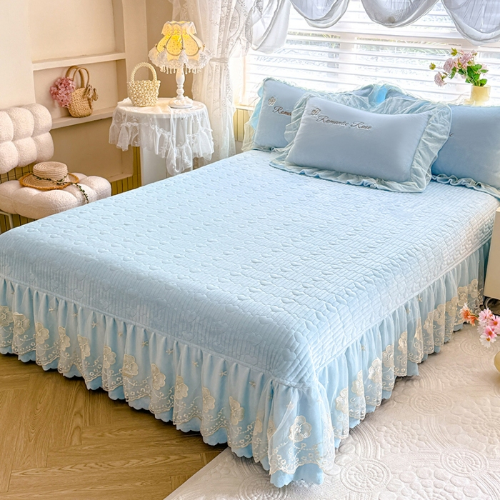 91家纺网 家纺一手货源 找家纺 苏米娜2025秋冬直播爆款11斤230g全消光牛奶绒夹棉床盖款四件套纯色蕾丝花边刺绣床盖三件套夹棉单床盖 梦妮莎-婴儿蓝