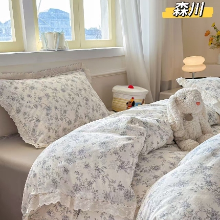 91家纺网 家纺一手货源 找家纺 （总）2025新款纯棉全棉双层纱法式少女蕾丝花边紫色碎花纱布温馨四件套