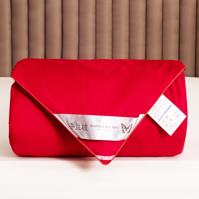 91家纺网 家纺一手货源 找家纺  100%桑蚕丝高级蚕丝被纯棉被子冬被四季被春秋被芯 大红结婚喜被送礼物