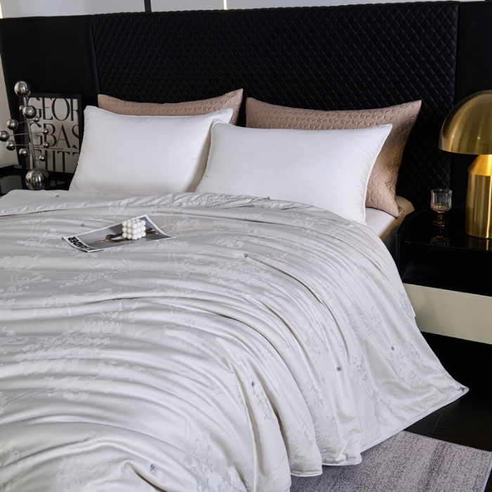 91家纺网 家纺一手货源 找家纺 新品 热销桑蚕丝被 蝴桐家纺 全棉提花桑蚕丝被 保真桑蚕丝被 超柔天然夏凉被 空调被 春秋被 加厚冬被 婚庆被芯 四季被