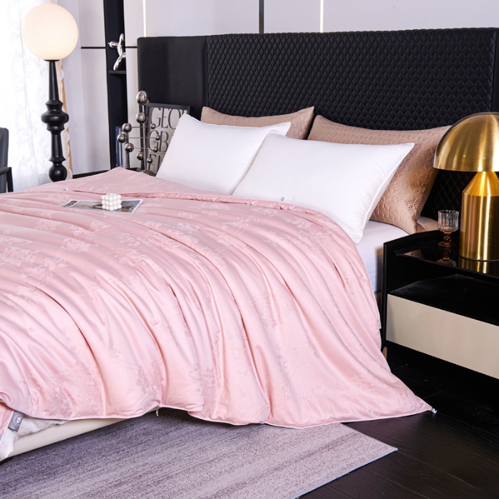 91家纺网 家纺一手货源 找家纺 新品 热销桑蚕丝被 蝴桐家纺 全棉提花桑蚕丝被 保真桑蚕丝被 超柔天然夏凉被 空调被 春秋被 加厚冬被 婚庆被芯 四季被