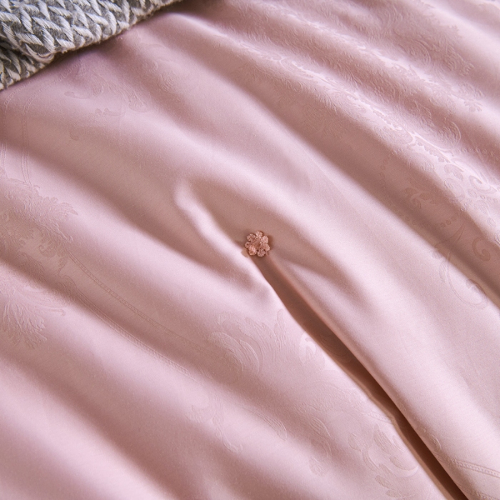 91家纺网 家纺一手货源 找家纺 新品 热销桑蚕丝被 蝴桐家纺 全棉提花桑蚕丝被 保真桑蚕丝被 超柔天然夏凉被 空调被 春秋被 加厚冬被 婚庆被芯 四季被